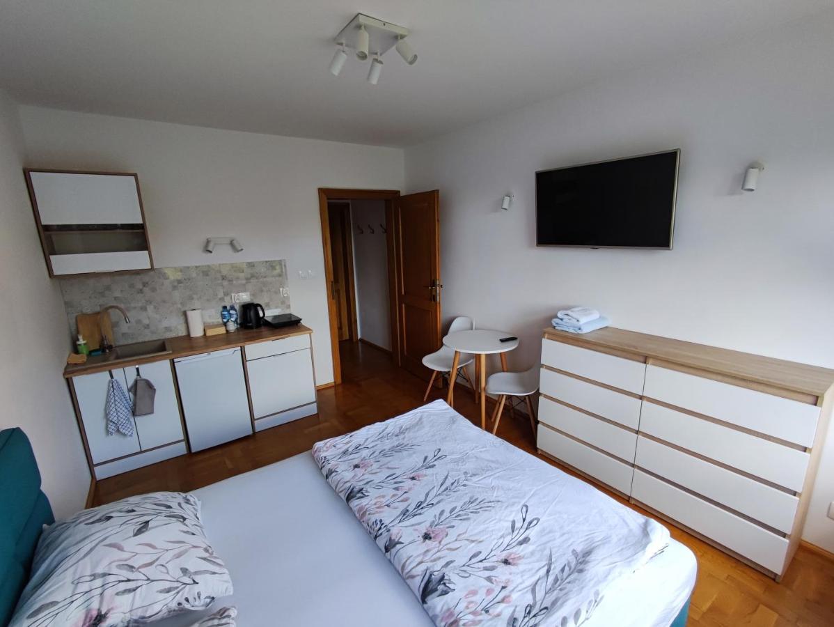 Apartamenty Monterska 别尔斯克-比亚拉 外观 照片